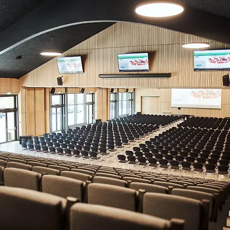 מלון Vingsted & Konferencecenter 3*